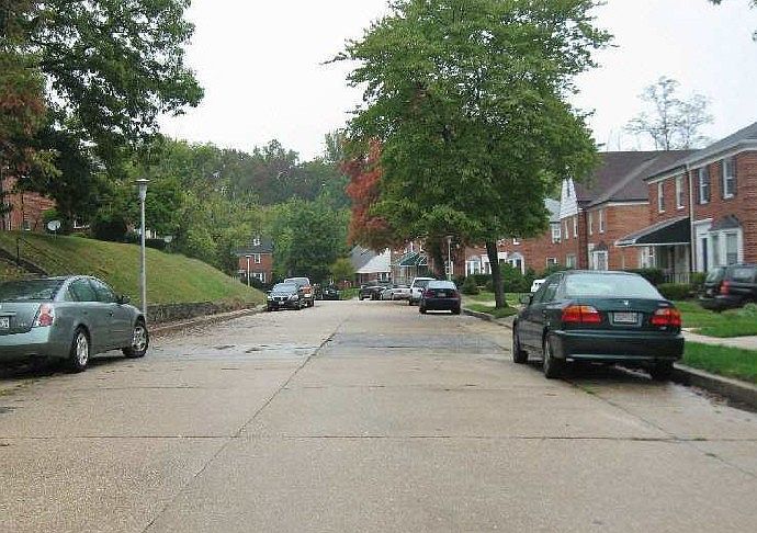 2nd image of 4817 Westparkway