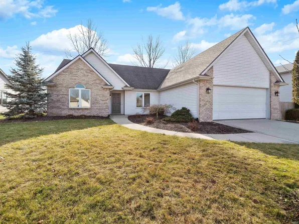 1305 Ashville Dr, Huntertown, IN 46748