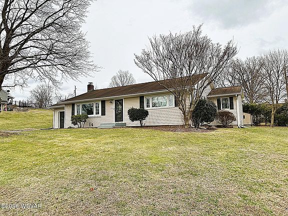 3rd image of 1931 Round Top Rd