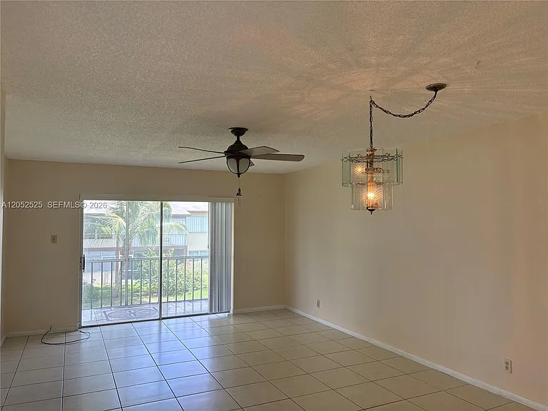 7305 NW 4th Pl #201 — Photo 6