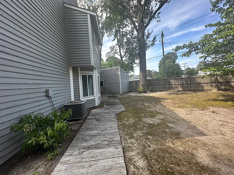 331 Sunflower Ct — Photo 32