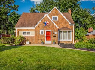 111 Green Oak Ln, Pittsburgh, PA 15220