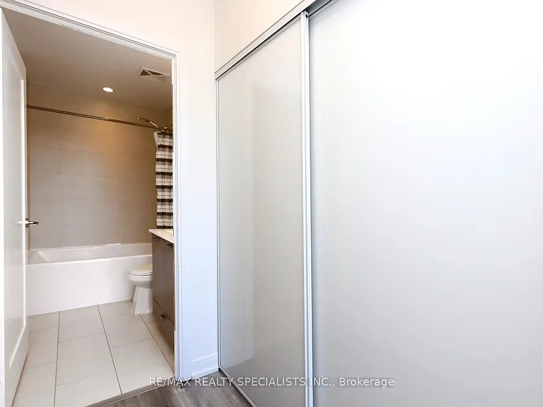 275 Village Green Sq #216 — Photo 26