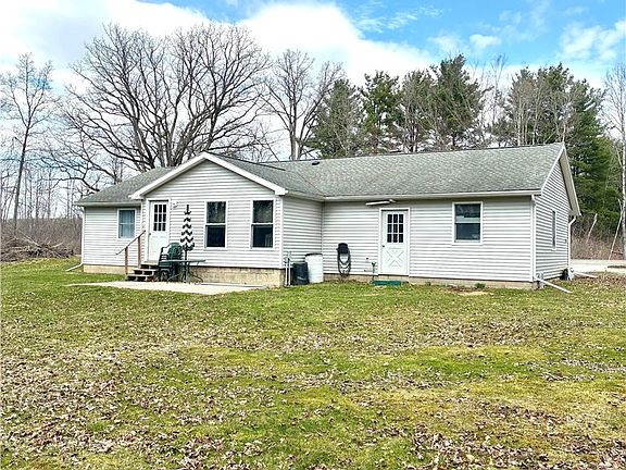 2nd image of 4595 Stever Hill Rd