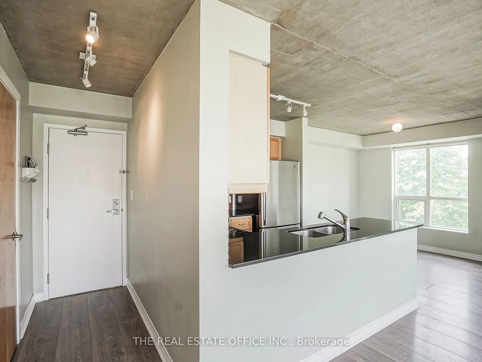 2 bed, $3,500 — Photo 4