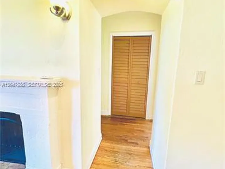 410 Pinecrest Dr #1 — Photo 20