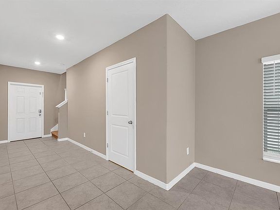 4th image of 16630 KINGMAN REEF STREET