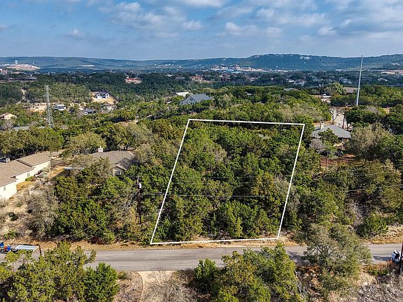 4th image of 20812 Fawn Ridge Dr