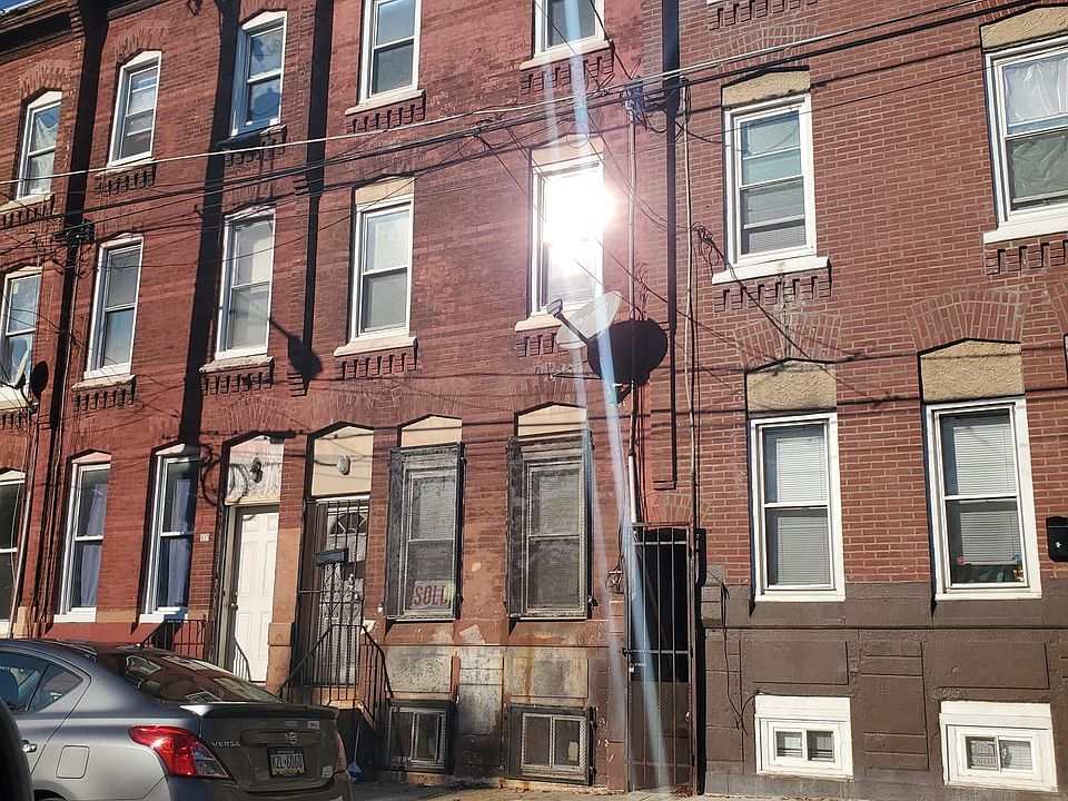 1st image of 931 W York St #1