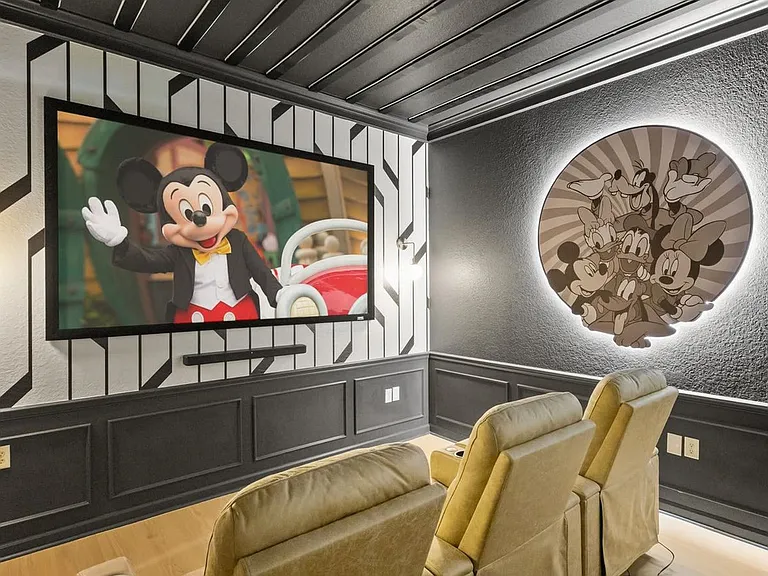 Building's Lounge
