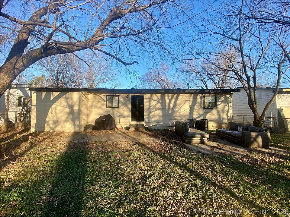 1st image of 2462 N Oswego Ave