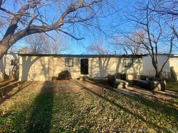 2462 N Oswego Ave, Tulsa, OK 74115