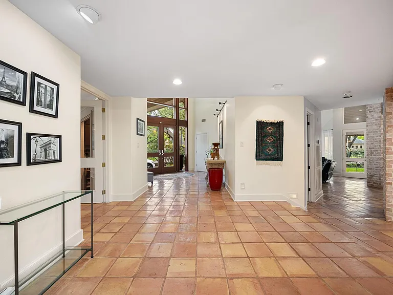 19823 Sunbridge Ln — Photo 9
