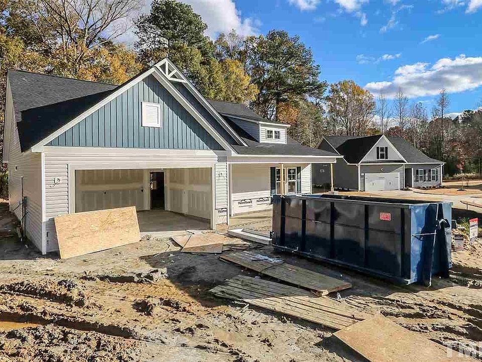 2nd image of 271 Fairview St