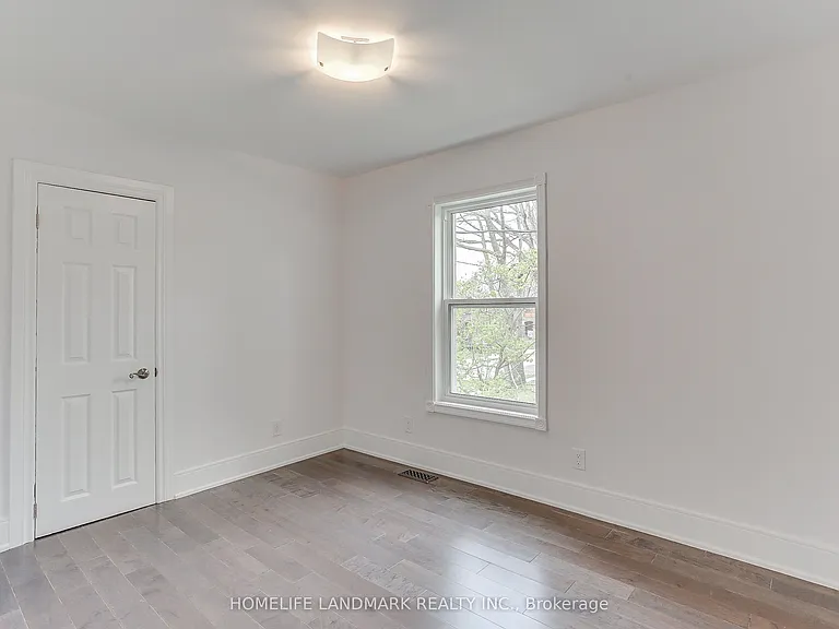 500 Balliol St — Photo 13