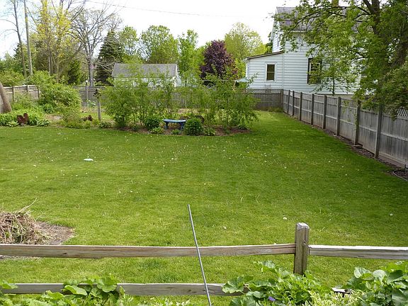 5th image of 315 Forest Ave