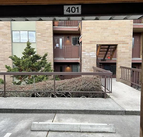 1 Assigned Covered Parking Stall