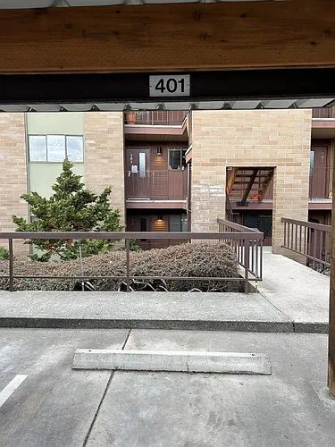 La Villa Apartments Photo 1