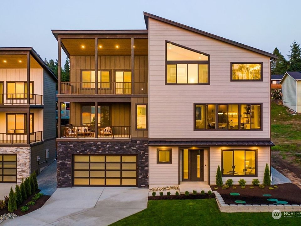 Custom Luxury Home>