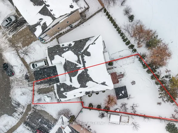 87 Ashdale Rd, Brampton, ON L6Y 5M9