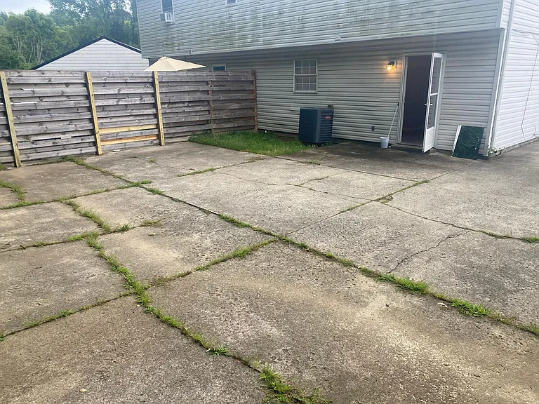 8417 Damascus Rd — Photo 5