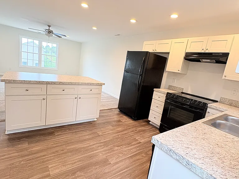 23 Kimberley St — Photo 4