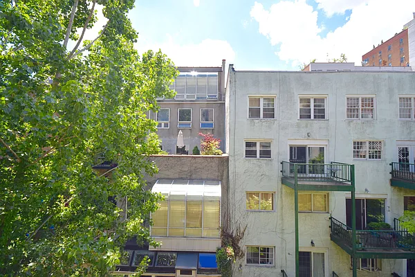 Rented by KYLM, LLC | media 28