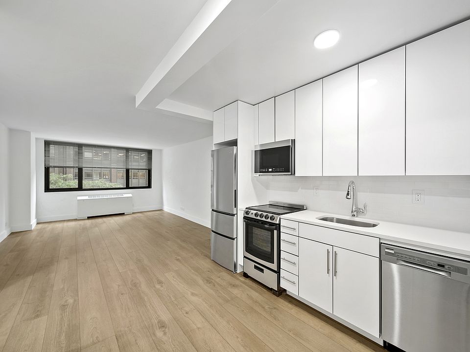 1st image of 315 W 57th St APT 5G