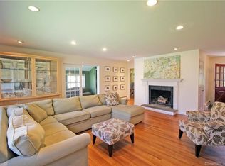 89 Driftway Rd, Danbury, CT 06811