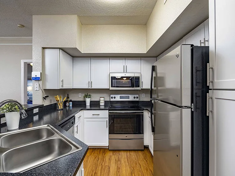 Alvista Metrowest — Photo 7