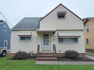 1530 Mapledale Rd, Wickliffe, OH 44092