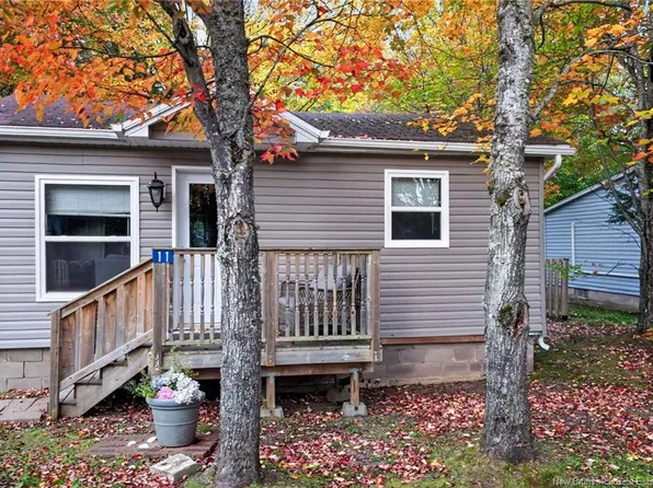 11 Redwood Ave, Shediac, NB E4P 4Z1