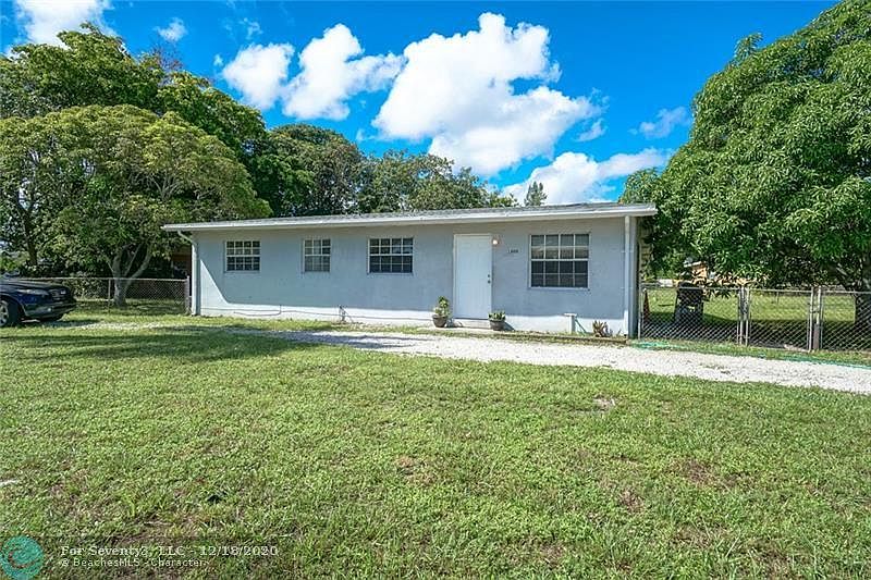 1st image of 1800 NW 15th Pl
