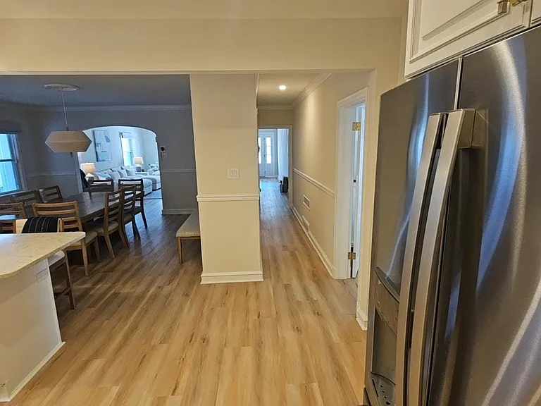 107 S Dover Ave — Photo 30
