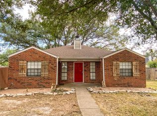 4608 Treadgold Ln, Bryan, TX 77802