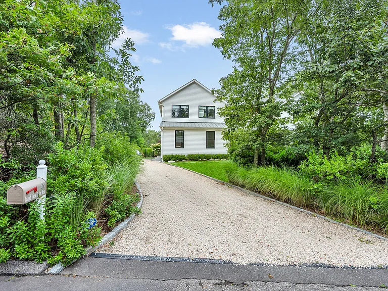 65 Island View Dr W — Photo 66