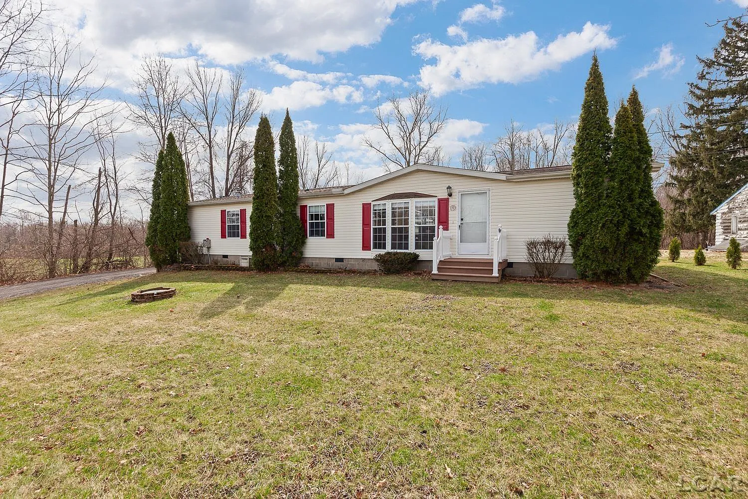 3765 Spielman Rd photo 1