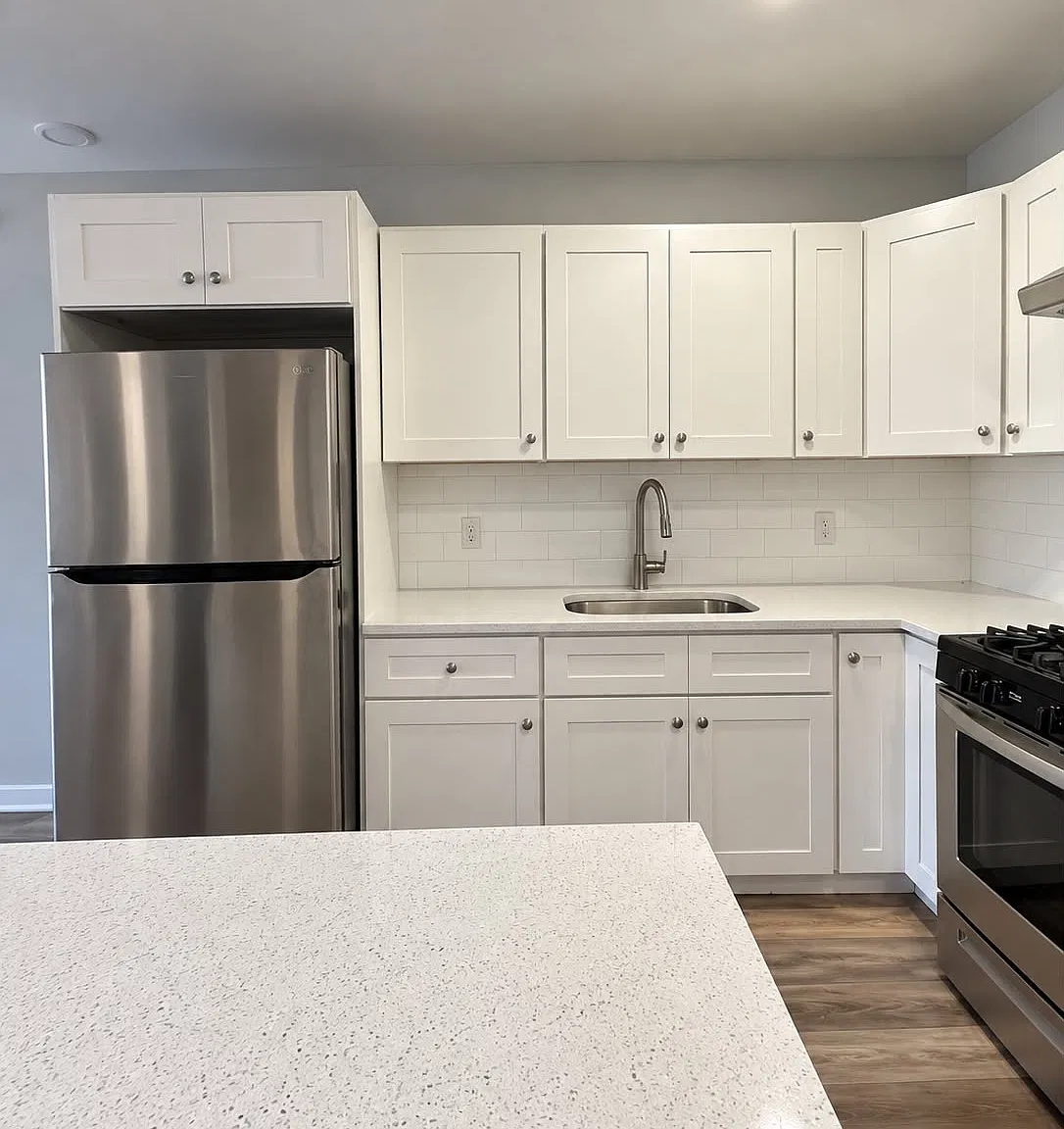 1 bed, $1,718 — Photo 4
