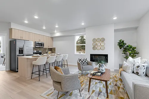 15071 SE Division Photo 1