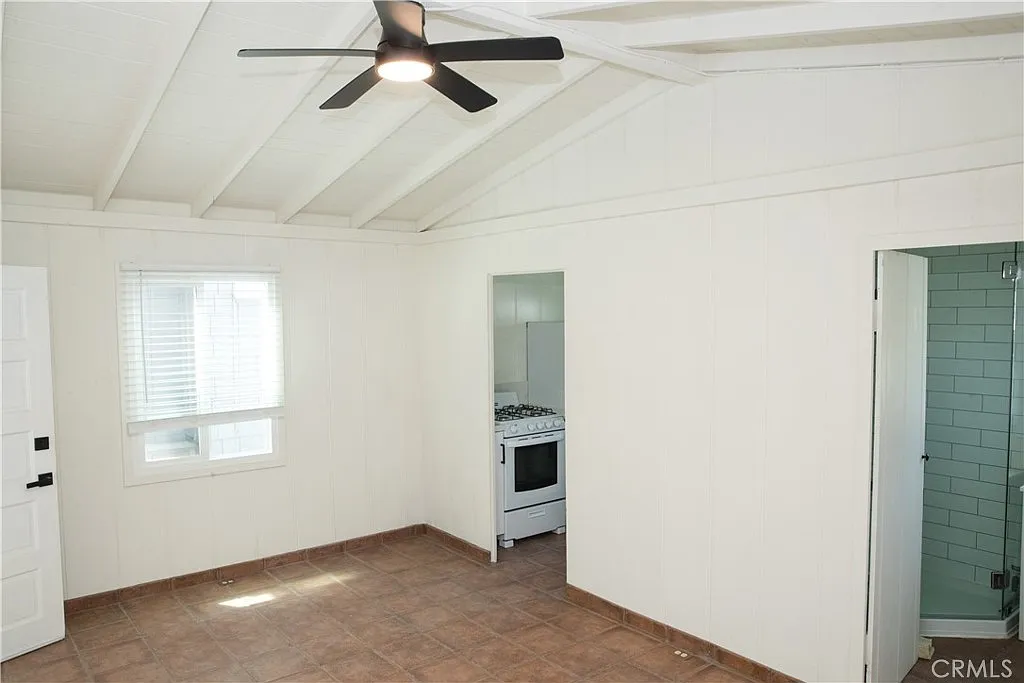 Studio, 334 sqft, $2,500 — Photo 2