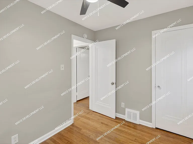 14655 Jacob Ave — Photo 9