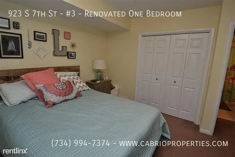 923 S 7th St — Photo 16