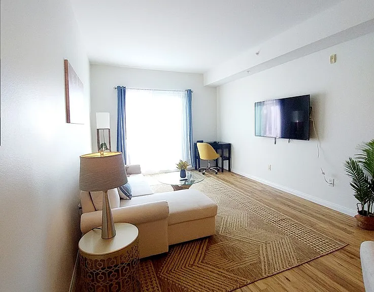 450 J St #7191 — Photo 2