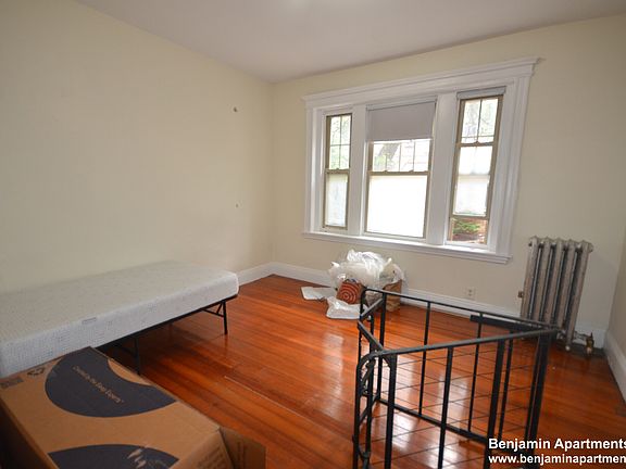 5th image of 1788 Beacon St #31