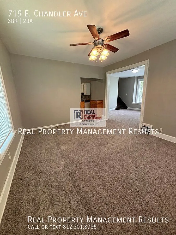 Charming Bayard Park Home with Tall Ceilings & Front Porch — Photo 4