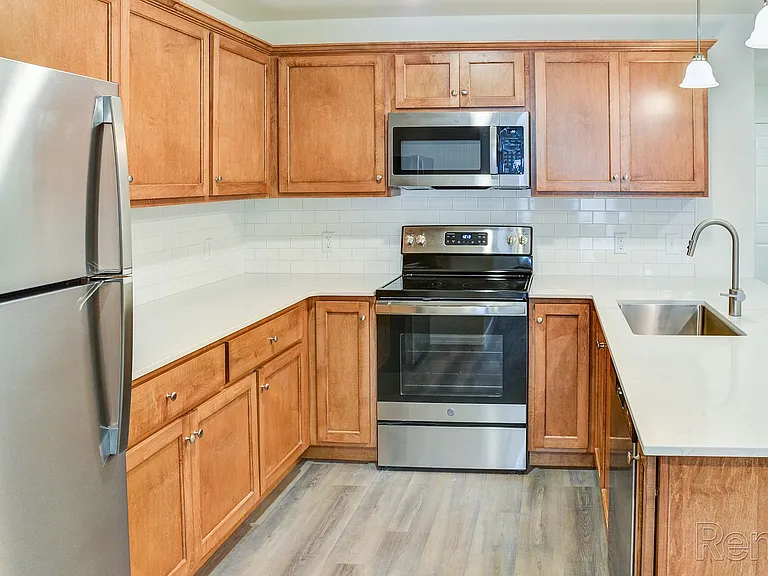 Apartments On Main — Photo 56