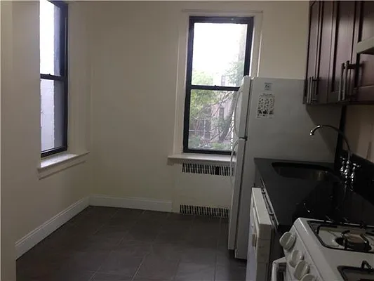 Rented by R New York | media 2