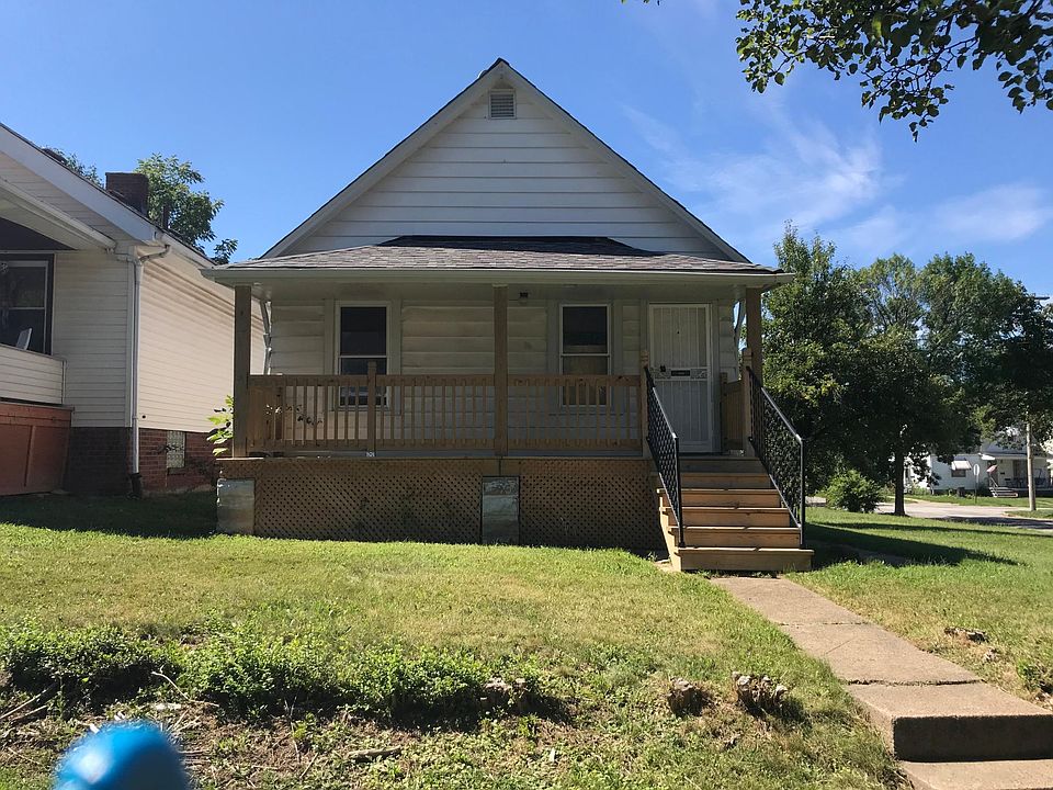1st image of 4416 W 49th St