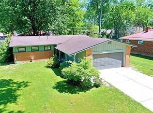 1736 Oakdale Dr NW, Warren, OH