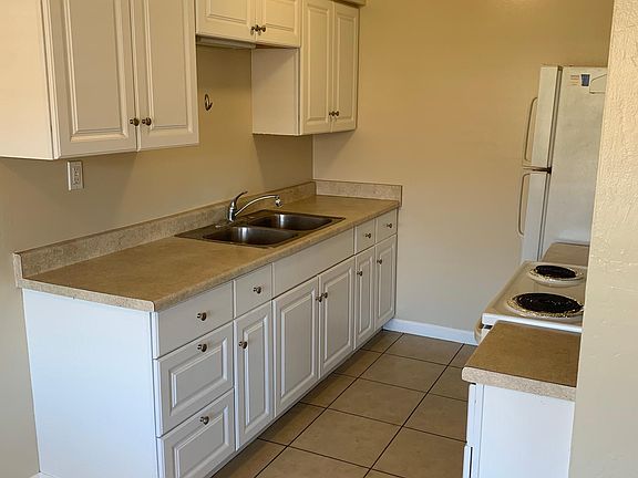 4th image of 637 Nordale Ave APT 3